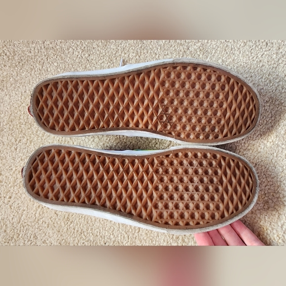 Custom Tie-dye Vans - Picture 5 of 7